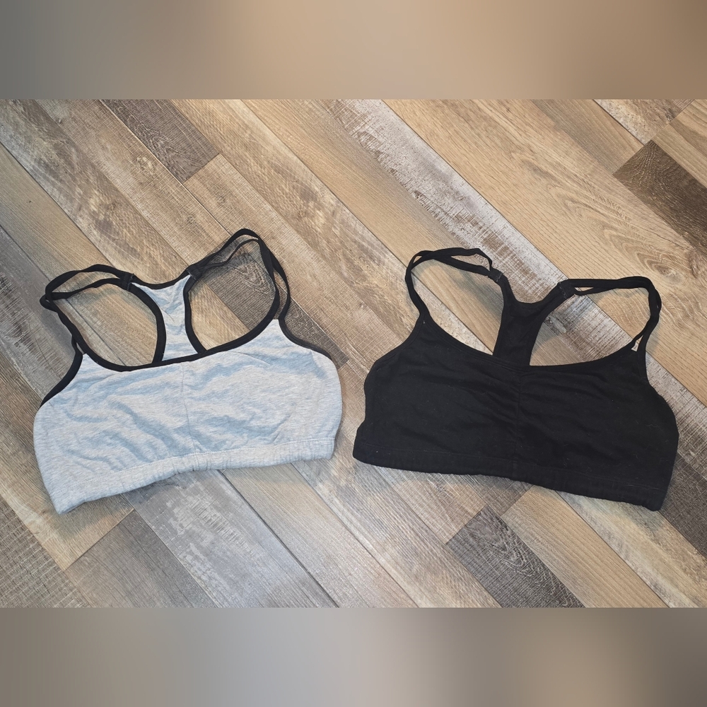 Fruit Of The Loom Racerback Sports Bras 2 Pack Gray + Black Size 36-Medium NWOT